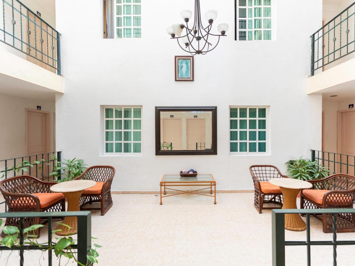 Hotel Gandhi تْشيتومال المظهر الخارجي الصورة